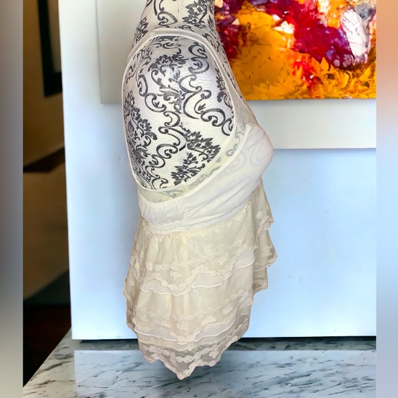 HOLLISTER Lace & Sheer Boho Style Tank- Medium - Picture 2 of 5